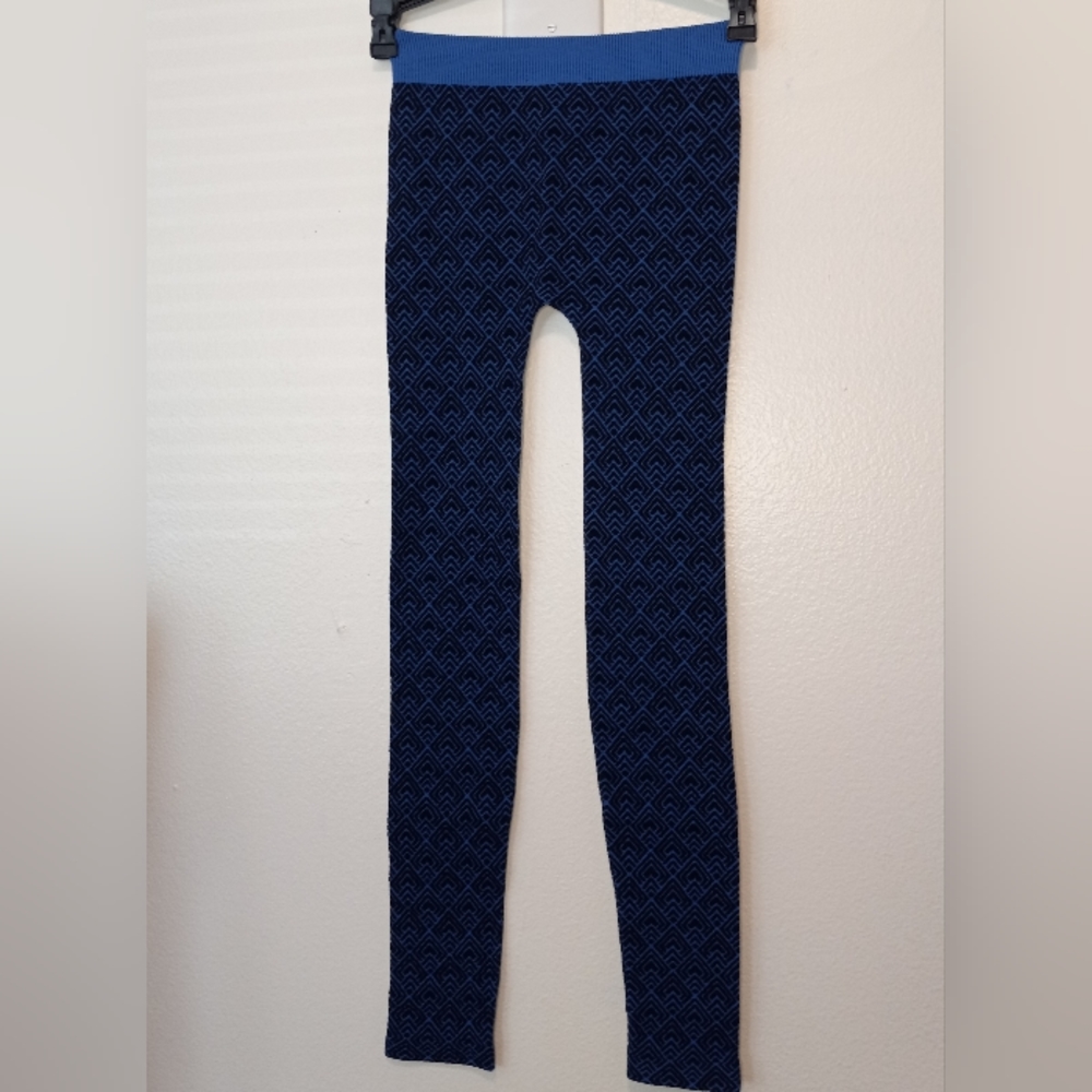 Nikibiki Spades Seamless Knit Leggings One Size (0-8) NWOT - Picture 3 of 5